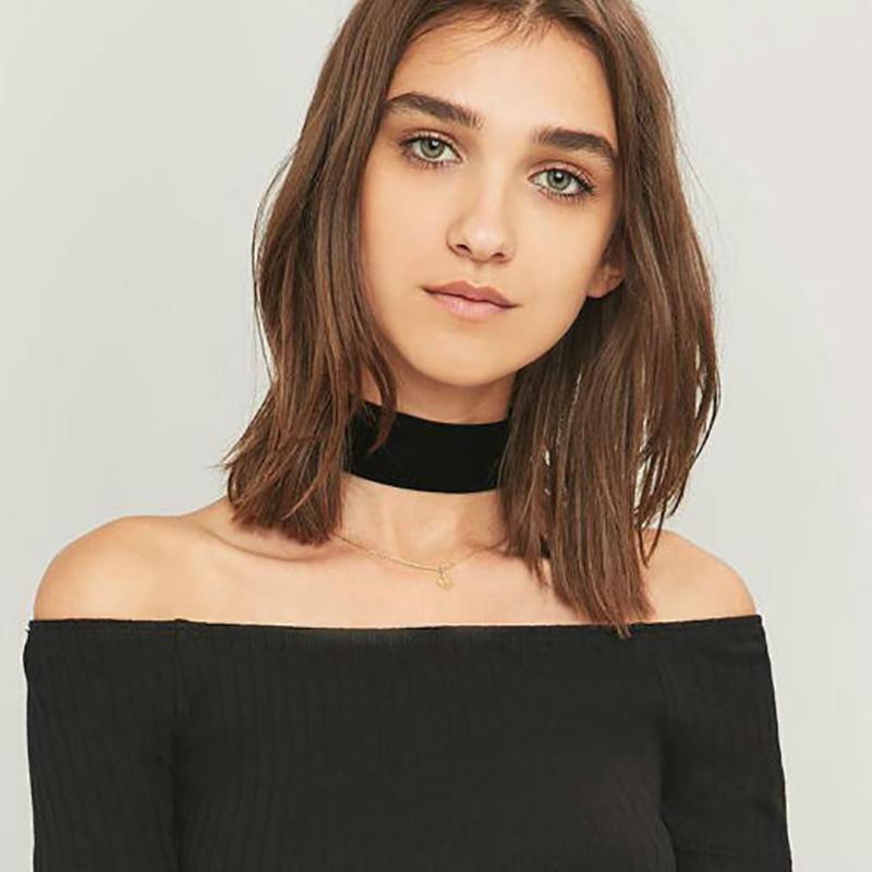 Simple Premium Black Velvet Swan-Neck Chocker