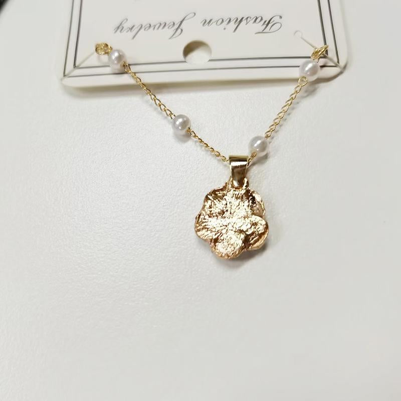 Pearl Flower Necklaces And Bracelets