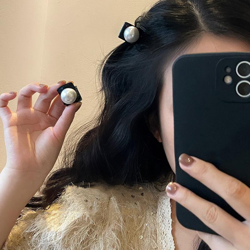 Vintage Pearl Hair Clip