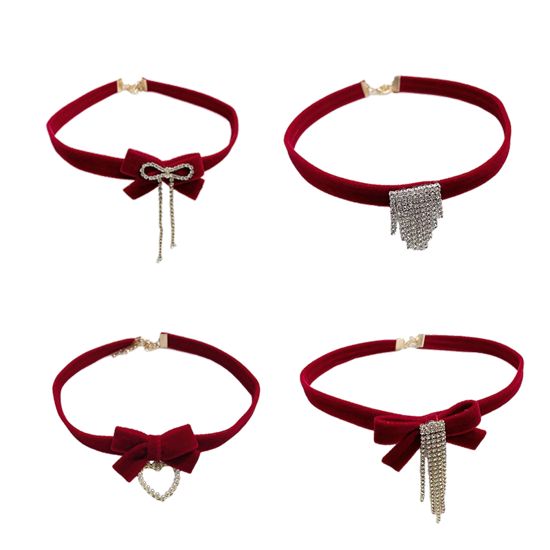 Vintage Red Velvet Imitation Diamond Chocker