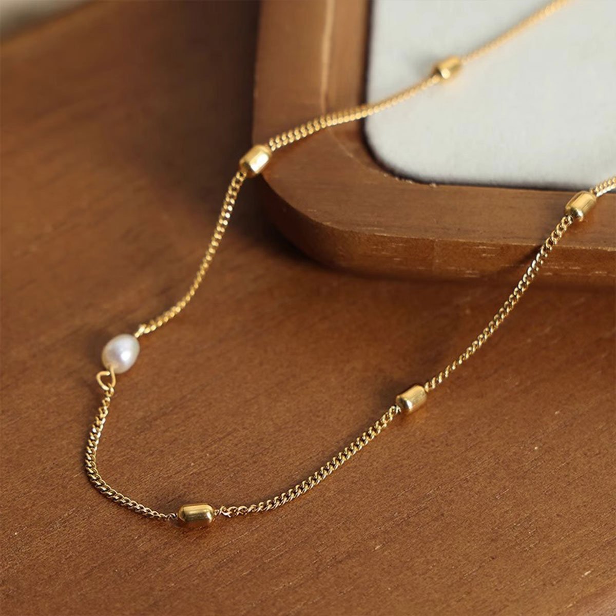 Minimalist Gold Chain Necklace