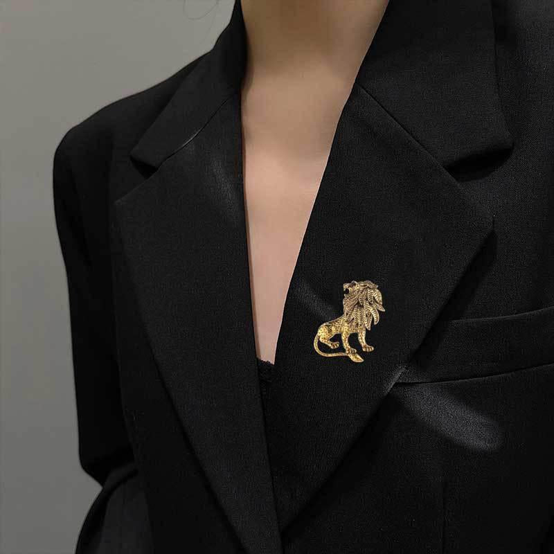 Gold Plated Lion King Brooch