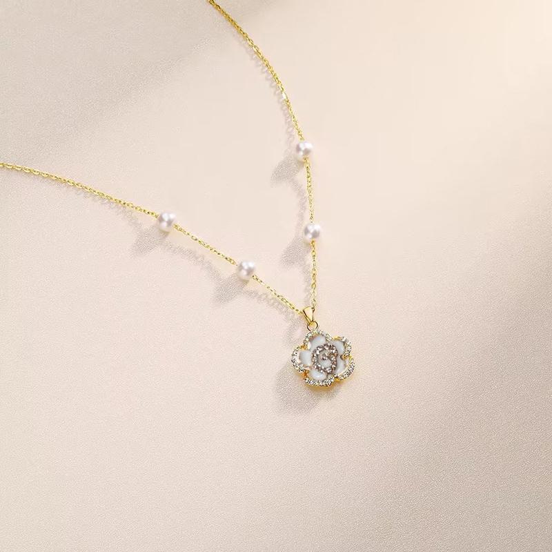 Pearl Flower Necklaces And Bracelets